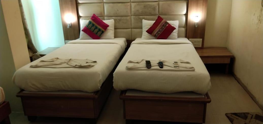 Hotel Aishwarya Residency Navi Mumbai Ngoại thất bức ảnh
