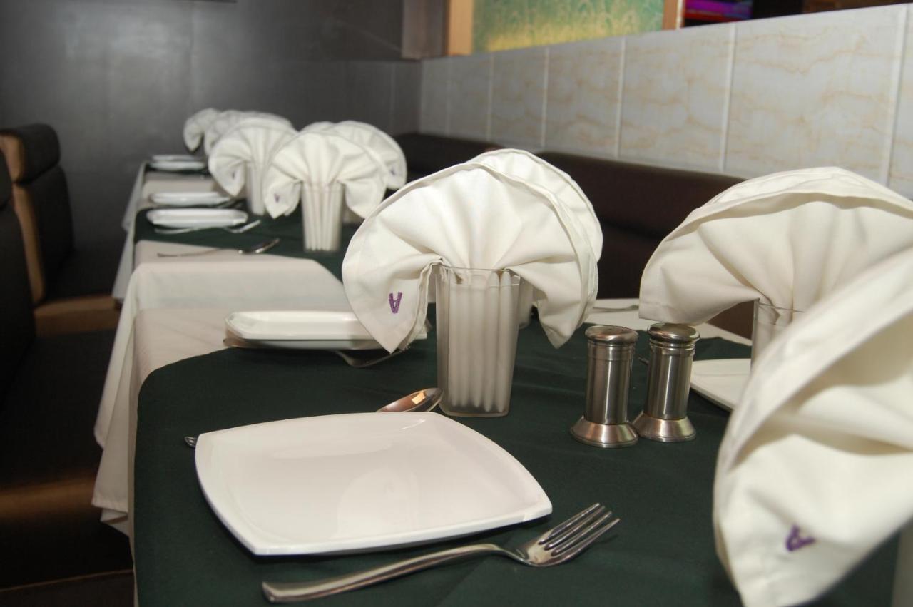 Hotel Aishwarya Residency Navi Mumbai Ngoại thất bức ảnh